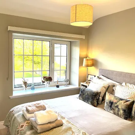 Villa Charming Cosy 4-Bed House In Killarney Extérieur photo