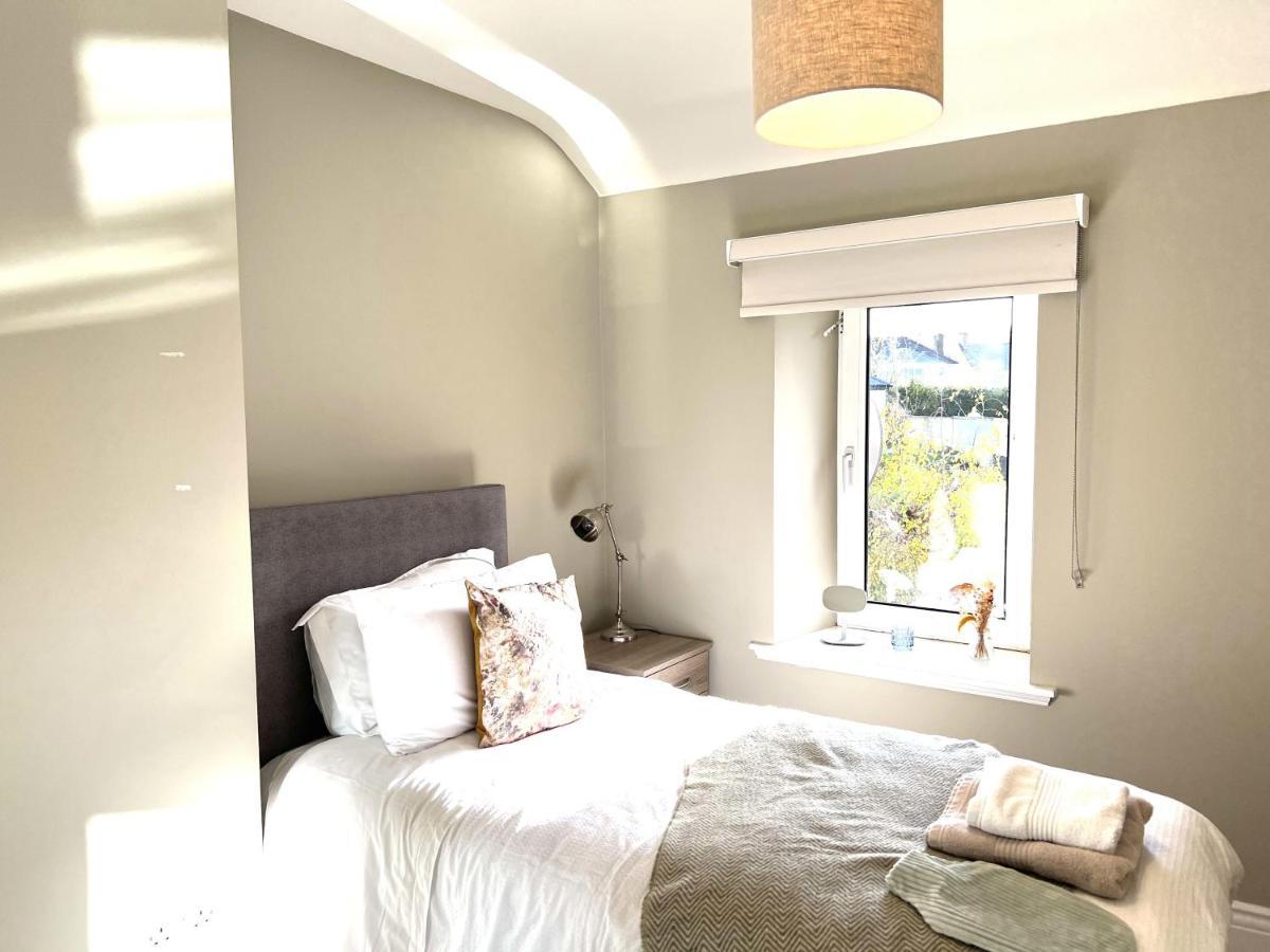 Hébergement de vacances Charming Cosy 4-bed House In *